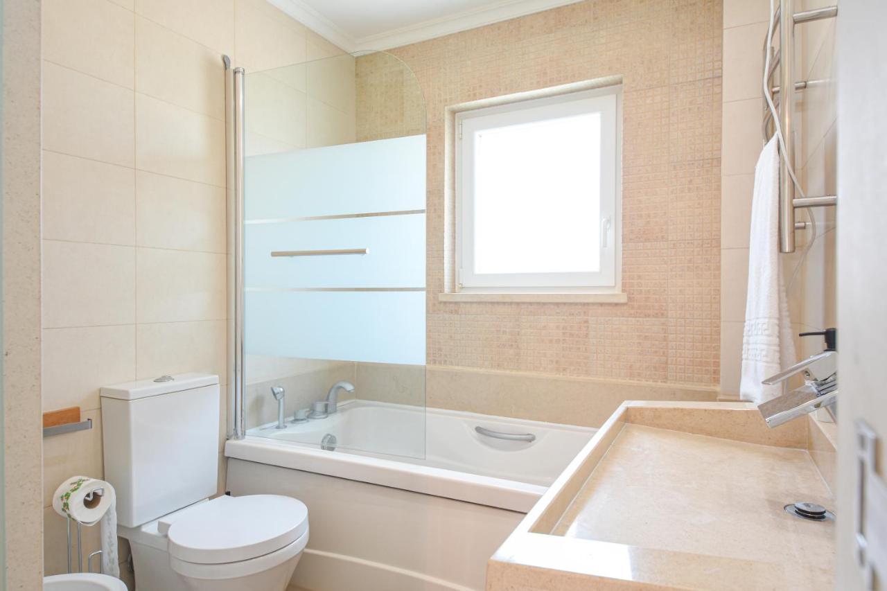 Aroeira Villa With Heated Pool By Golf Course, Beach And Lisbon Luaran gambar