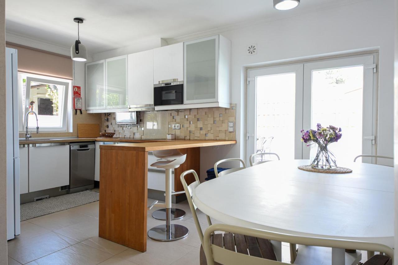 Aroeira Villa With Heated Pool By Golf Course, Beach And Lisbon Luaran gambar